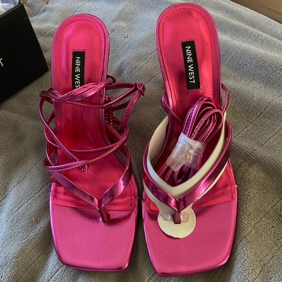 Nine West chrome pink metallic high heels - Picture 4 of 4